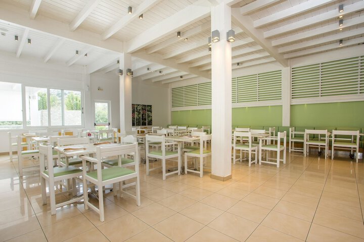 Dining 109 of 154