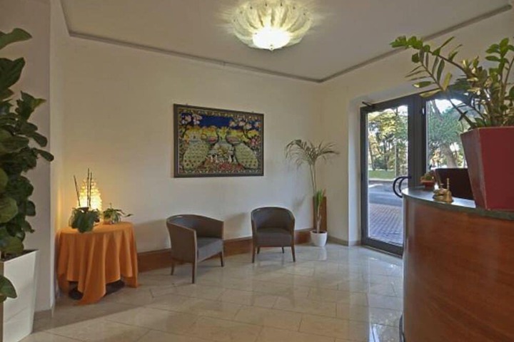 Hotel Lobby