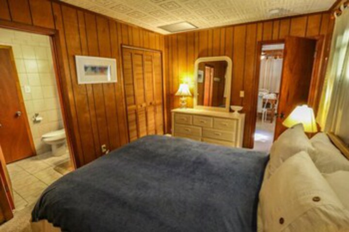 Room 26 of 27