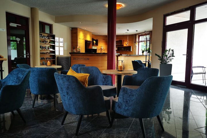 Hotel Interior 4 of 33