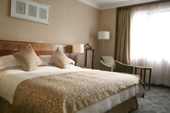 Room 54 of 91