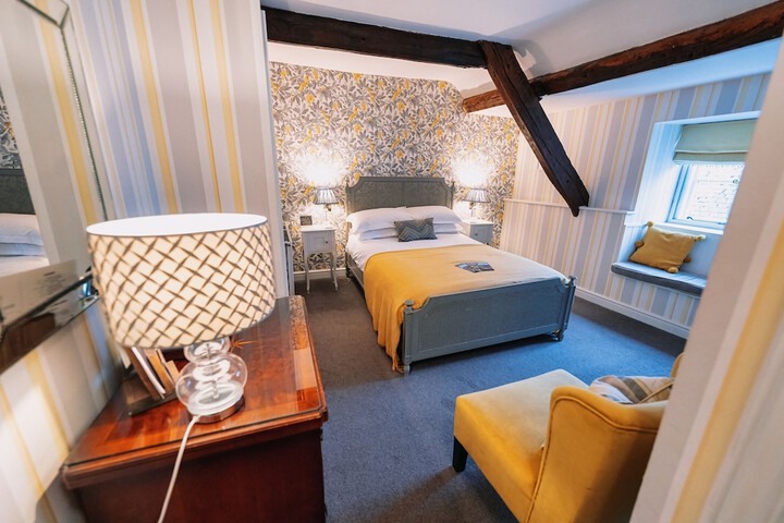 Room 22 of 178