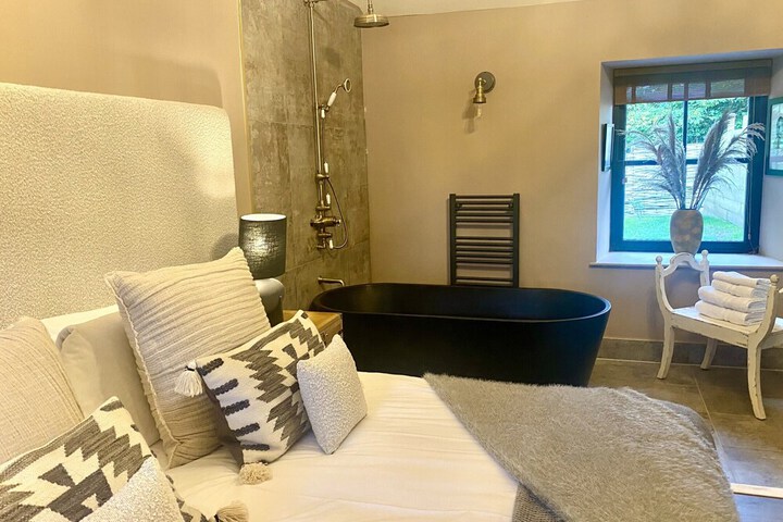 Hotel Interior 154 of 250