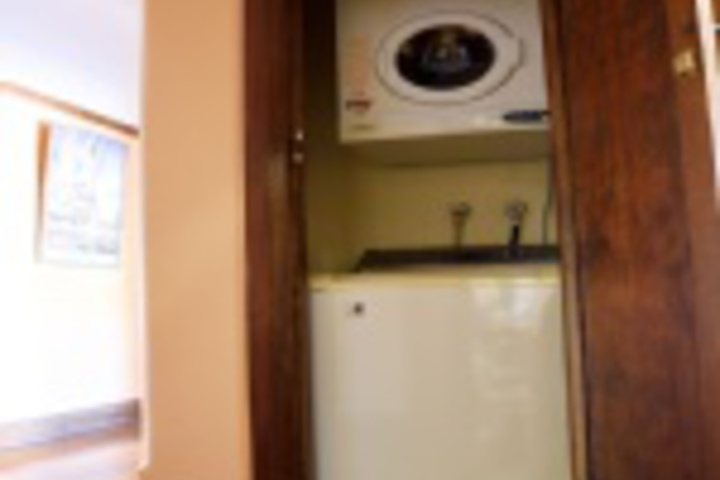 Room 84 of 360