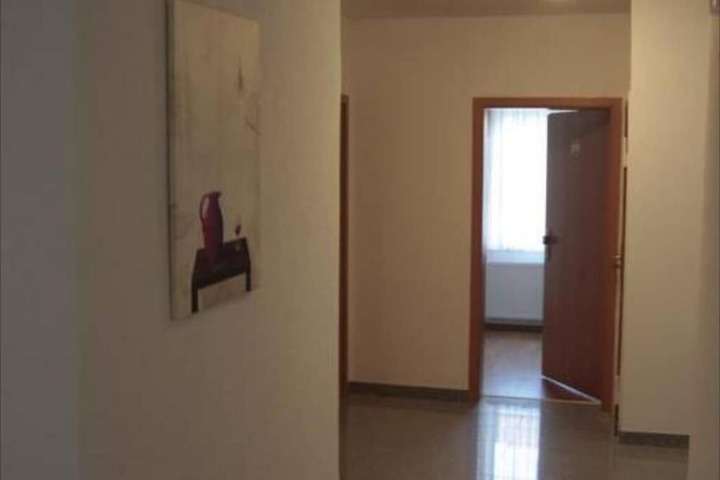 Ballroom/Hall 19 of 20