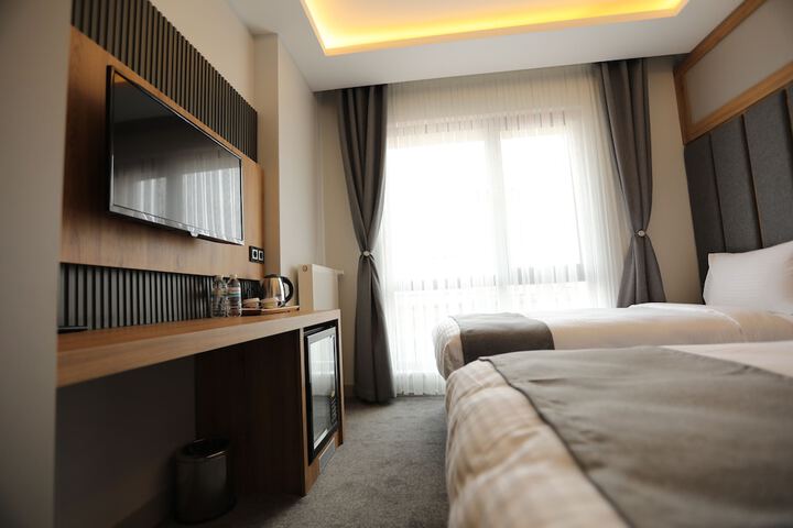 Room 16 of 39