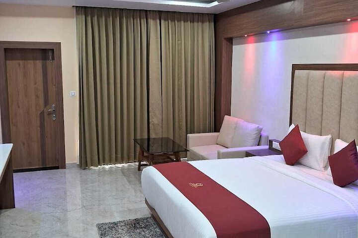 Room 7 of 43