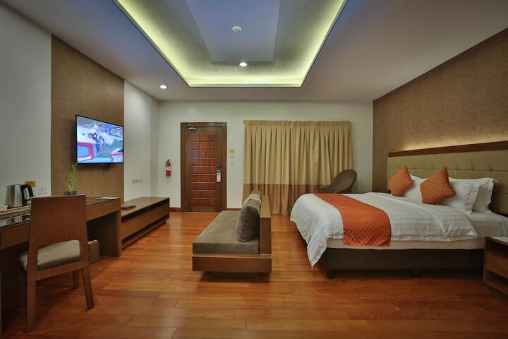 Room 19 of 74