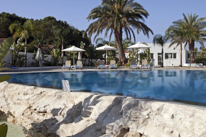 Pools & Facilities