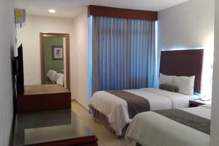 Room 28 of 36