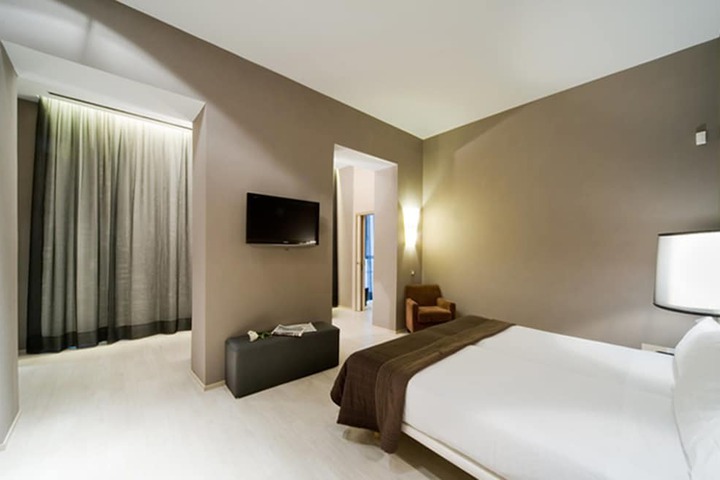 Room 6 of 41