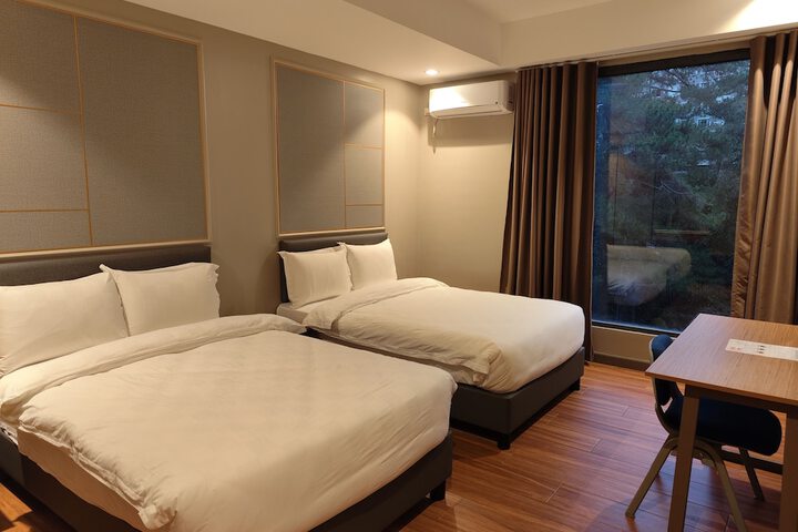 Room 17 of 54