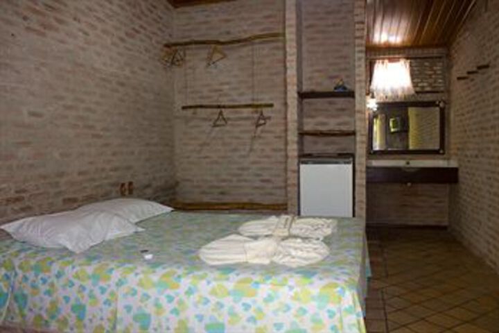 Room 8 of 14
