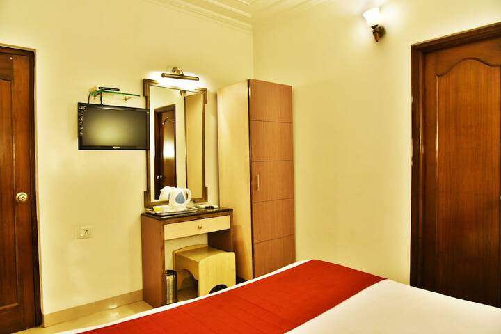 Room 6 of 29