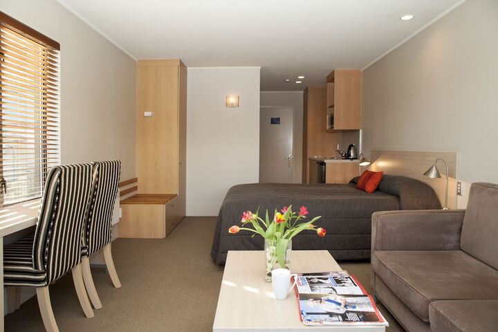 Room 3 of 59