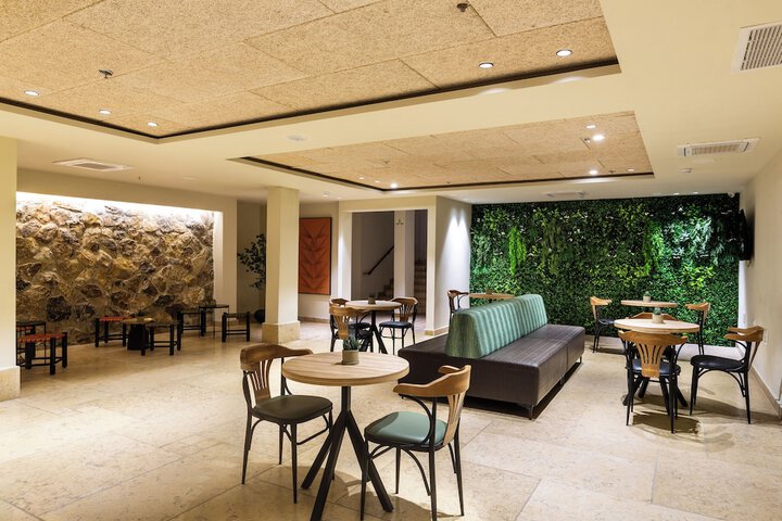 Hotel Interior 13 of 97