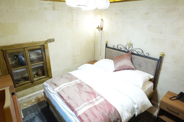 Room 7 of 23