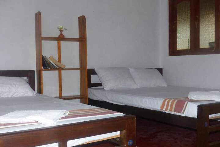 Room 7 of 30