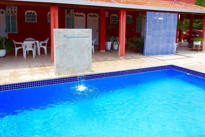 Pool 10 of 17