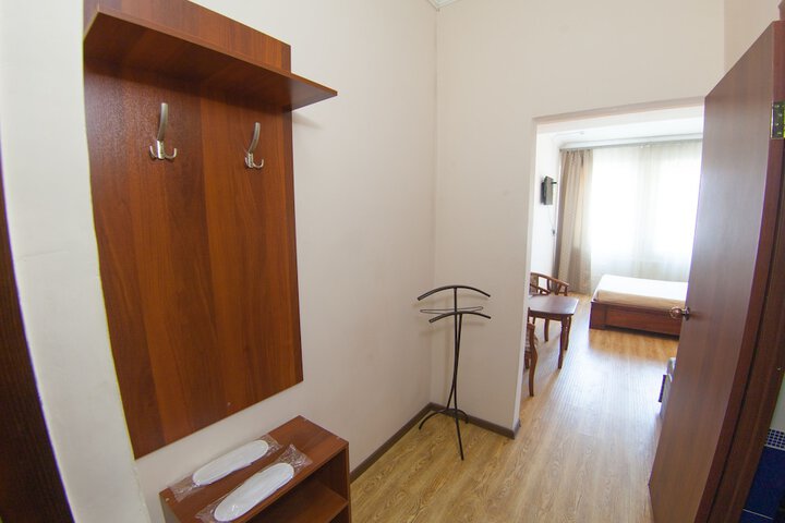 Room 10 of 44