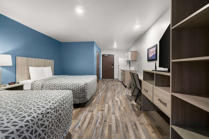 Room 21 of 50