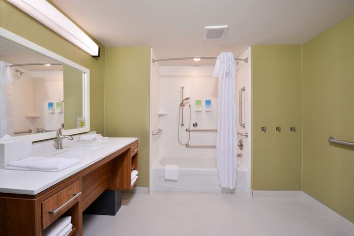 Bathroom shower