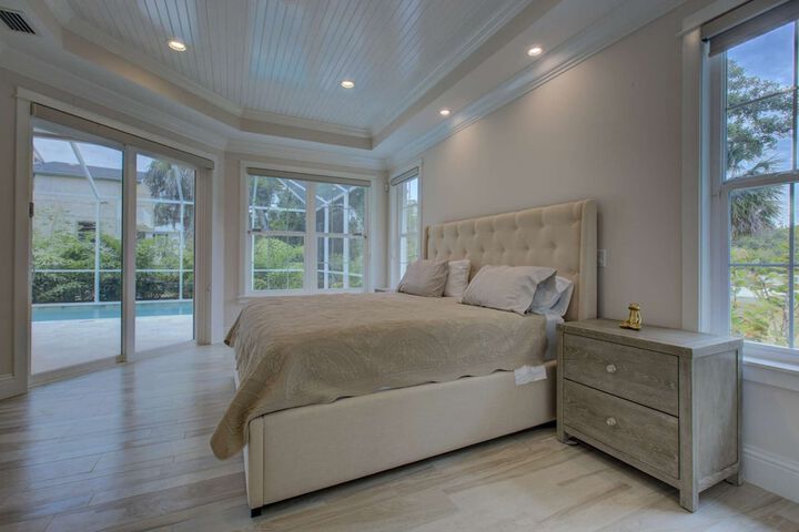 Room 1 of 43