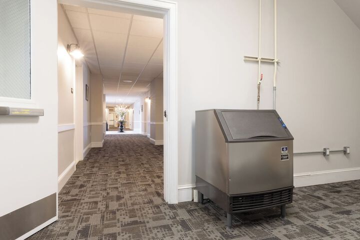 Ballroom/Hall 163 of 192