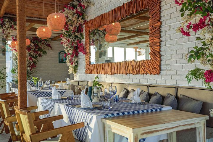 Dining 177 of 208