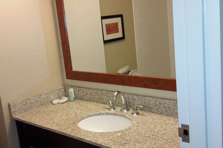 Bathroom sink