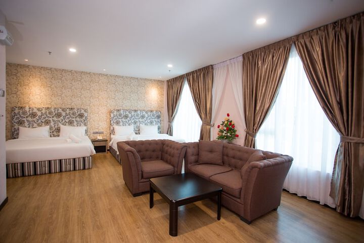 Room 21 of 49