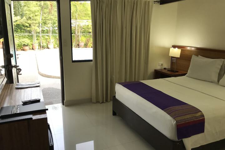 Room 17 of 161