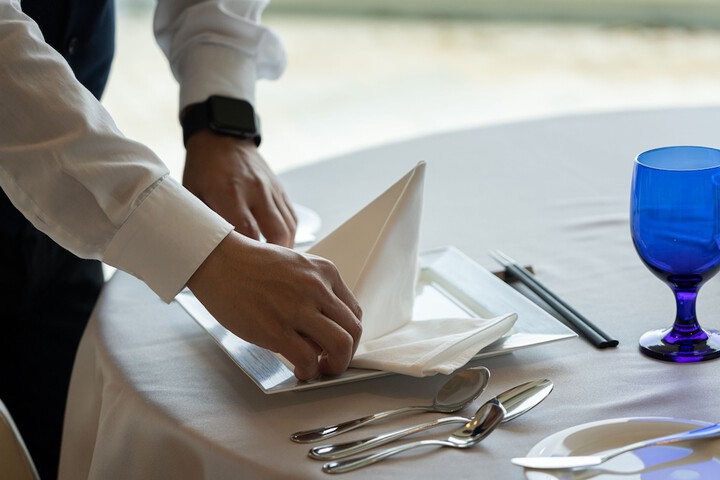 Dining 35 of 57