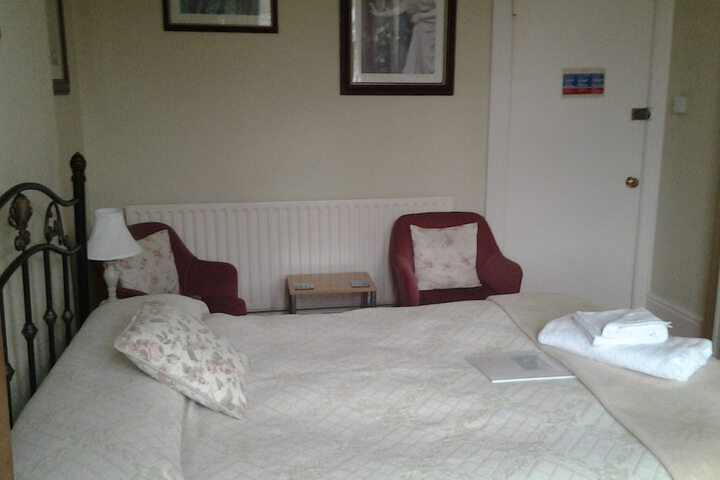 Room 7 of 37