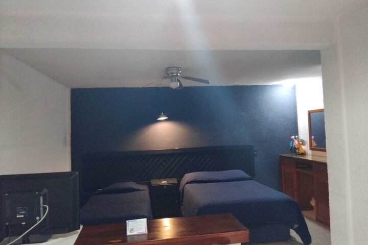 Room 17 of 30