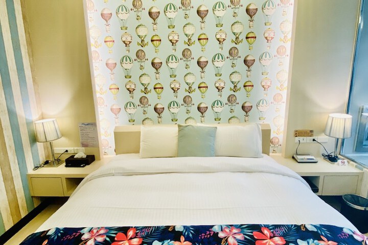 Room 26 of 63