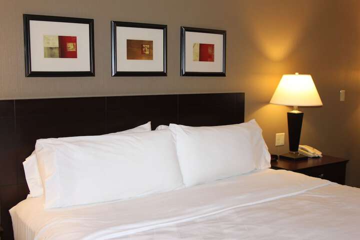 Room 5 of 42