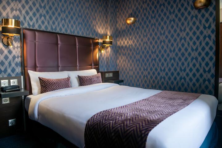 Room 16 of 39