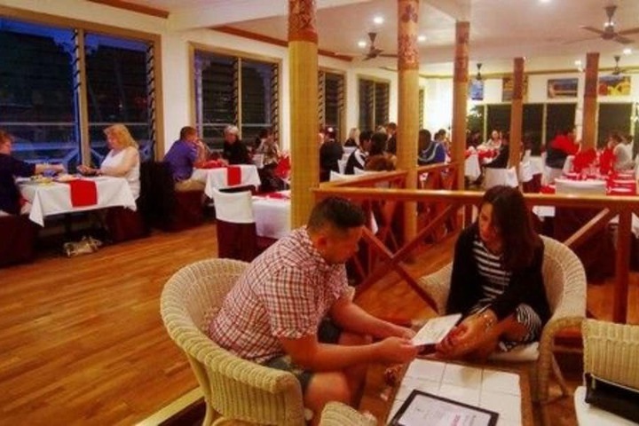 Dining 44 of 65