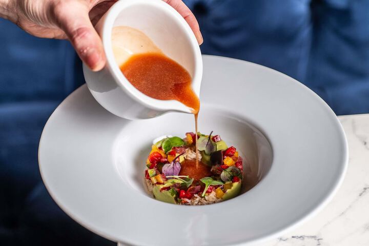 Dining 89 of 165