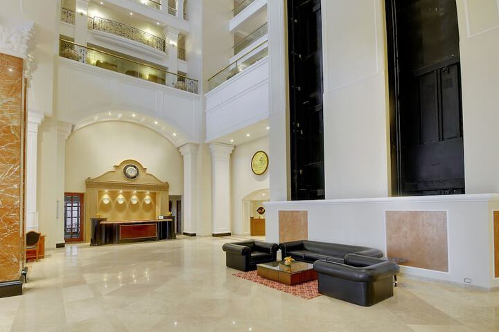 Hotel 2 of 64