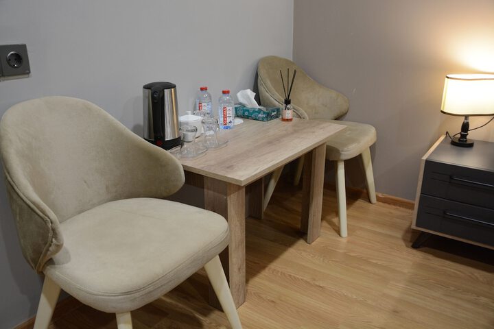 Room 5 of 21