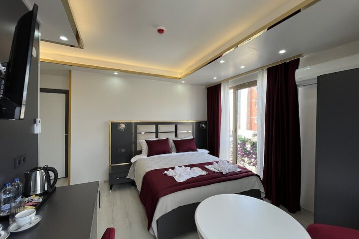 Room 17 of 108