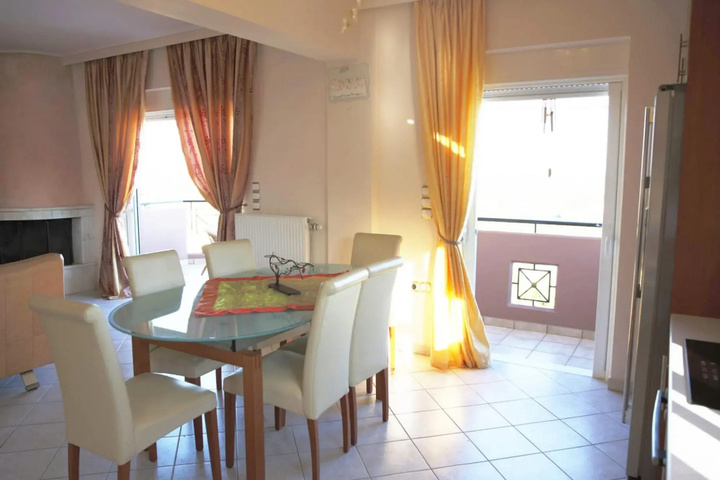 Room 6 of 21