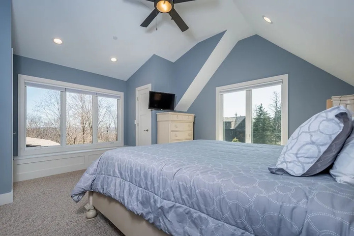 Room 3 of 18
