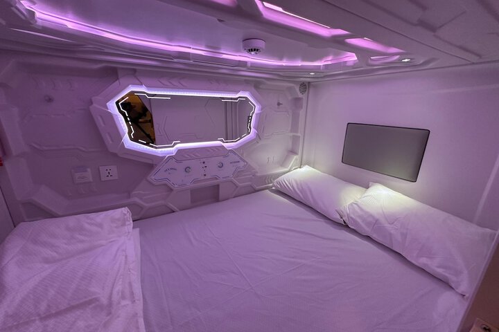 Room 15 of 26