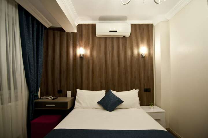 Room 18 of 54