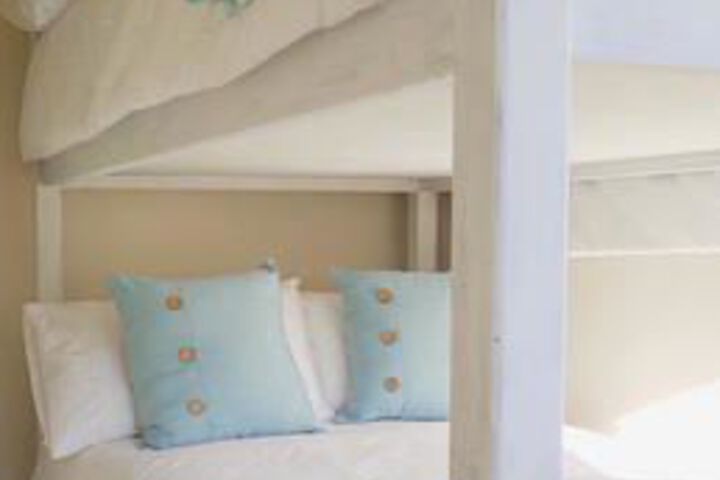 Room 3 of 6