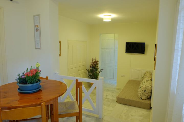 Room 45 of 131