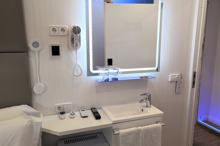 Clean Restrooms